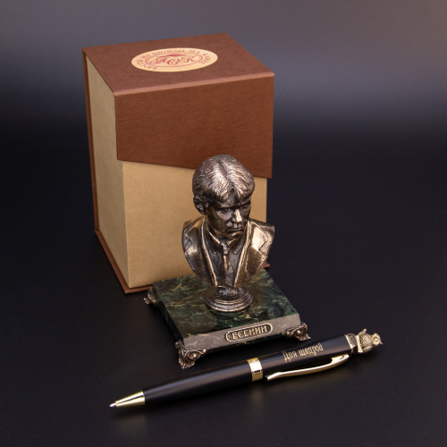 Бюст "Есенин" на камне БК-12Есенин Бюст "Есенин" на камне БК-12Есенин